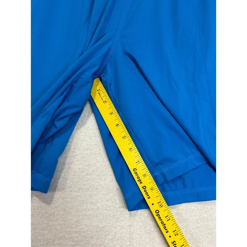 Under Armour waistband ensures